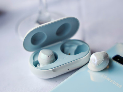 Беспроводные наушники Samsung Galaxy Buds: звук при себе Беспроводные наушники Samsung Galaxy Buds: звук при себе